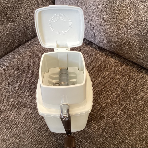 Ice crusher - Picture 4 of 6